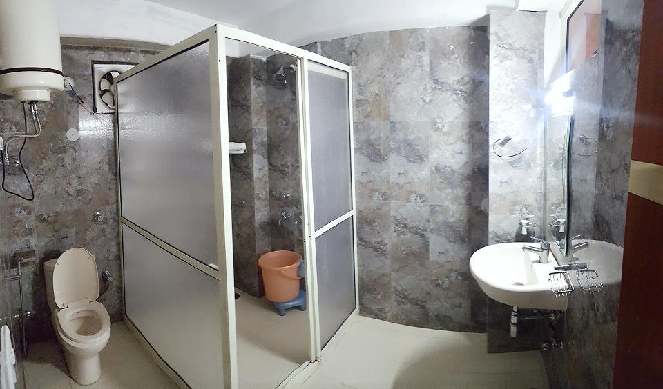 ホテルThe Shyam Regency ナルカンダ エクステリア 写真